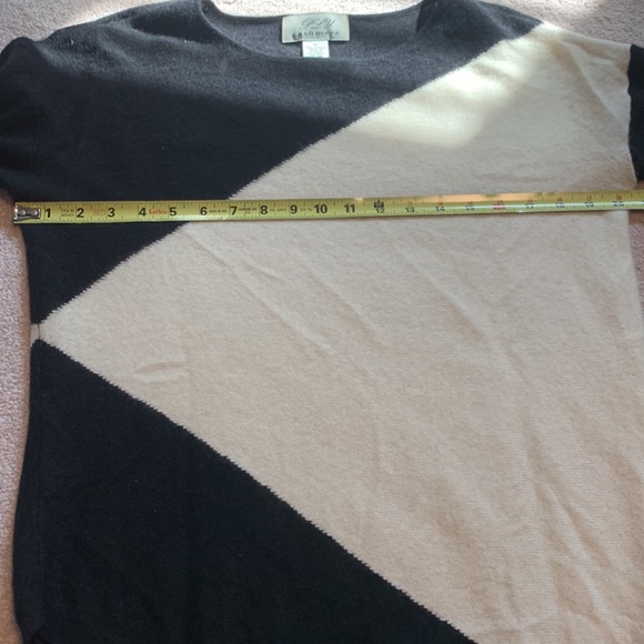 100% cashmere scoop neck women’s sweater size M - Picture 10 of 13